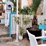 Апартамент Pecani Perla Del Mar - Coastal Art
