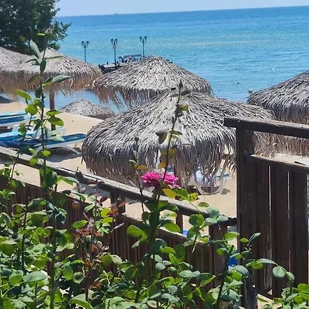 Pecani Perla Del Mar - Coastal Art Residence, Marina Dinevi Etara 1 Szveti Vlasz