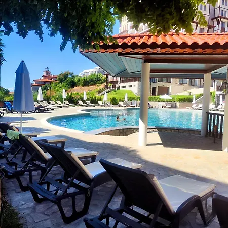 Pecani Perla Del Mar - Coastal Art Residence, Marina Dinevi Etara 1 *